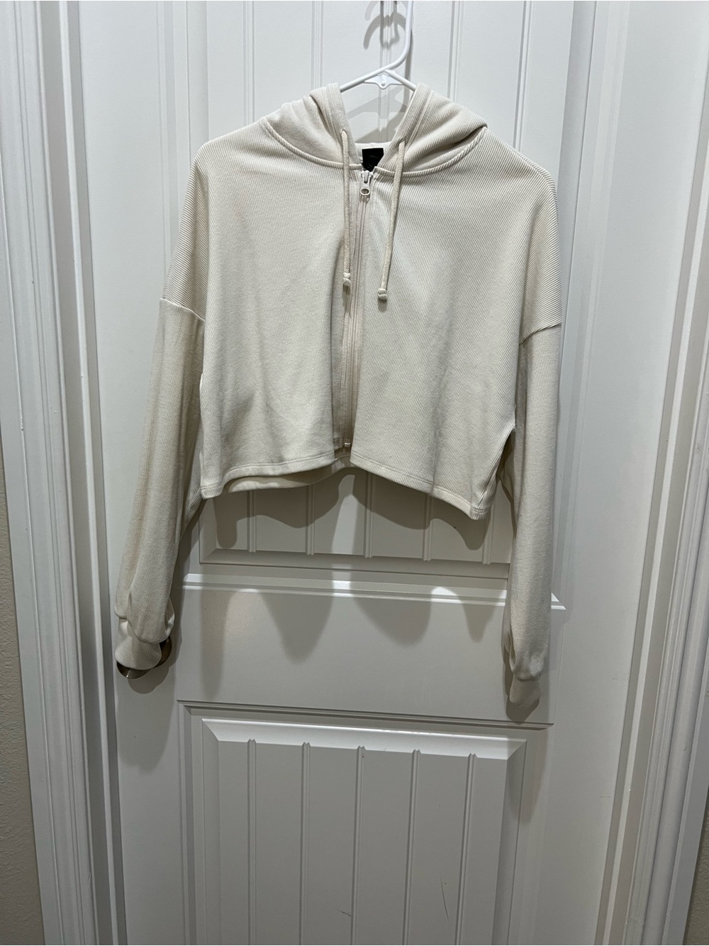 wild fable Cropped Zip Hoodie in Cream